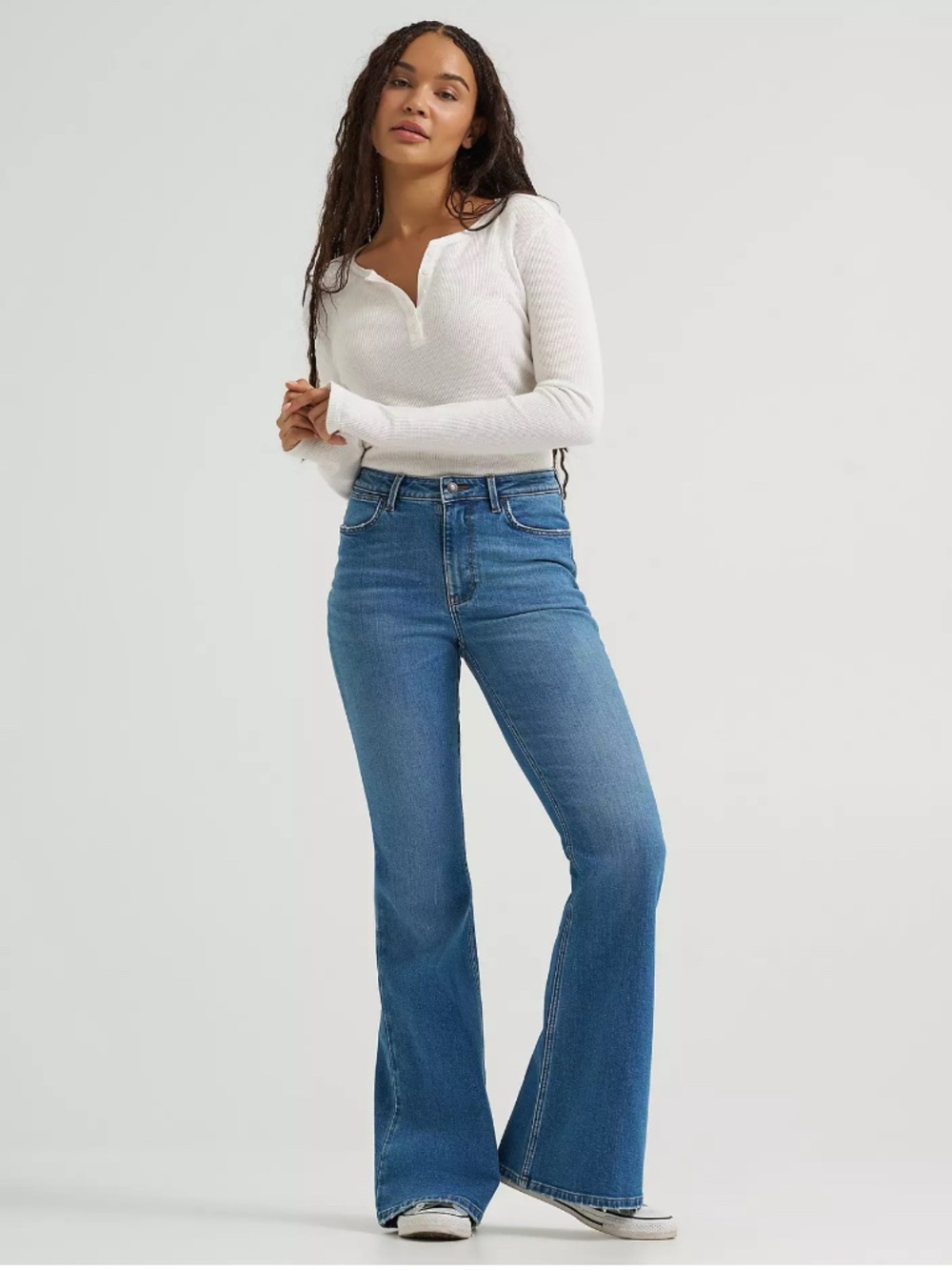 WOMEN'S FIERCE FLARE EMBROIDERED JEAN Size 4/27 - Picture 2 of 10